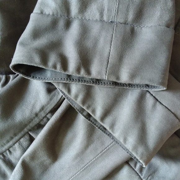 Armani Collezioni deep taupe suede ruffle jacket - Picture 7 of 8